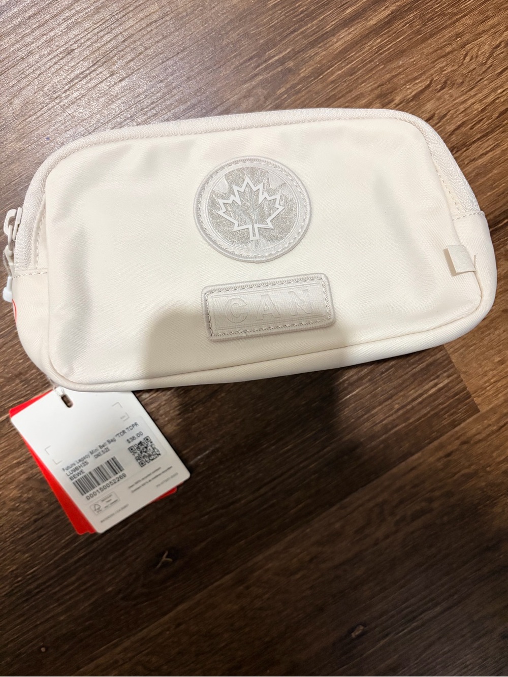 lululemon athletica Cream Men’s Toiletry Pouch